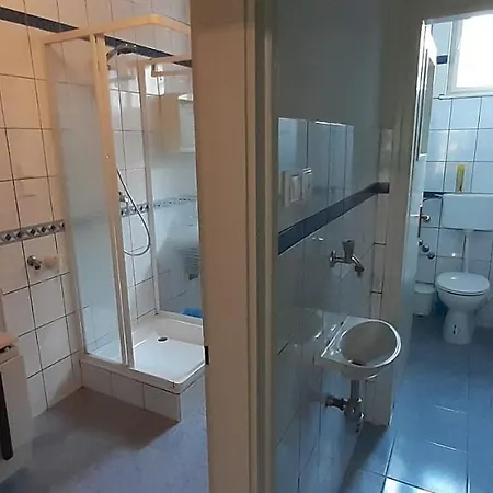 Ferienhaus Biborka Nyaralo Nagyobb Tarsasagnak Balatonboglár