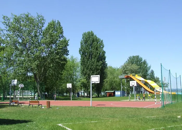 Ferienhaus Biborka Nyaralo Nagyobb Tarsasagnak *